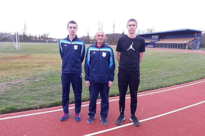Mladi brodski atletičari na otvorenju atletske staze u Kutini