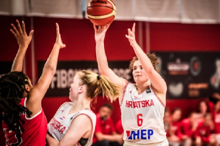 Mihaela Lazić iz Broda na Savi u PINKK Pecsi