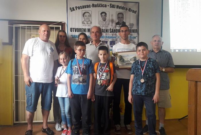 Petar Lovrić slavio na 15. Memorijalu „Drago Mandić-Zvonko Vidaković-Darko Bajan“ 