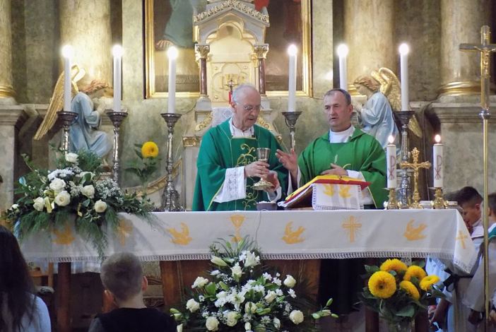 Oproštajna misa gundinačkog župnika Jose Peraka