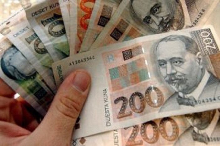 HNB upozorava da naplata dizanja gotovine diskriminira starije