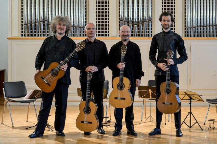 Hrvatski gitarski kvartet u samostanu