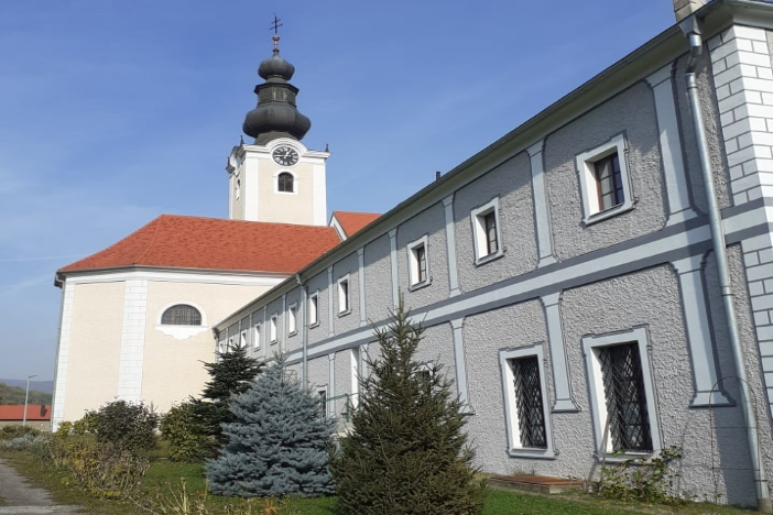 Članovi udruge &quot;Loco-Moto&quot; posjetili samostan u Cerniku