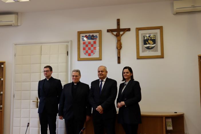 Mons. Đuro Hranić: &quot;Katolička crkva vodi brigu o cjelovitom čovjeku&quot;