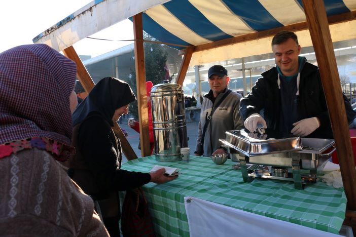 Tradicionalni blagdanski doručak održan na Korzu