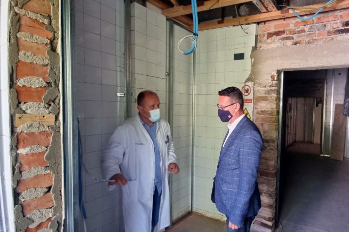 Župan u obilasku radova u novogradiškoj bolnici