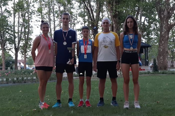 Zrinoslavu i Loreni medalje u Glini