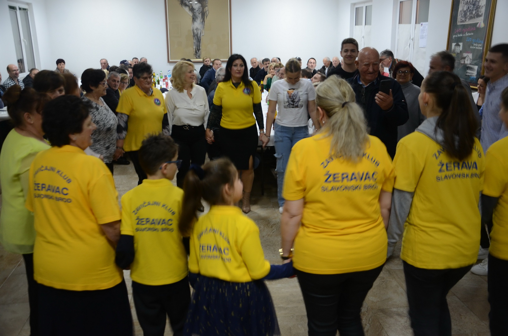 Žeravčani tradicionalnom zabavom proslavili blagdane