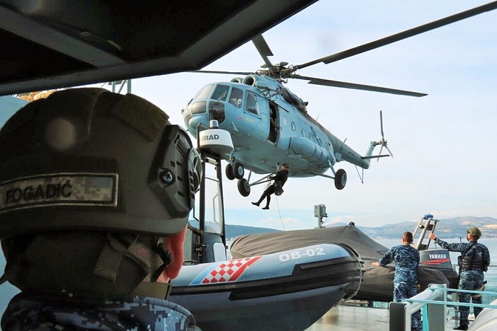 Produžen rok za prijavu na natječaj za zapošljavanje doktora medicine u HV-u